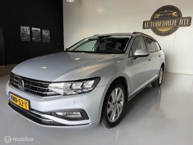Volkswagen Passat 2