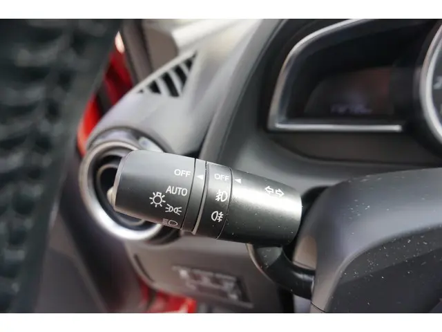 Mazda 2 1.5 Skyactiv-G Skylease GT 2015 Benzine 25