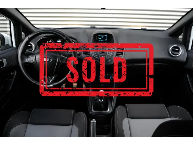 Ford Fiesta VERKOCHT 2013 Benzine 2