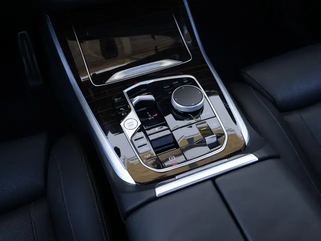 BMW X5 xDrive50e 2025 Hybride Benzine 27