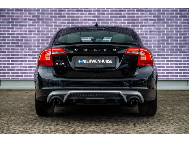 Volvo S60 1.5 T3 R-Design 2018 Benzine 10