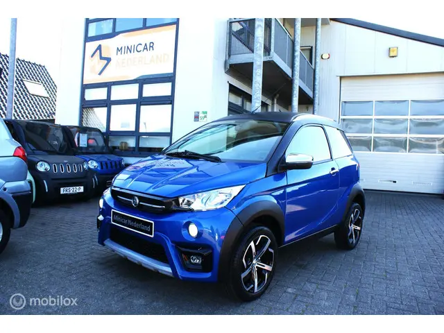 Aixam eCrossover Brommobiel Premium 2023 Elektrisch 1