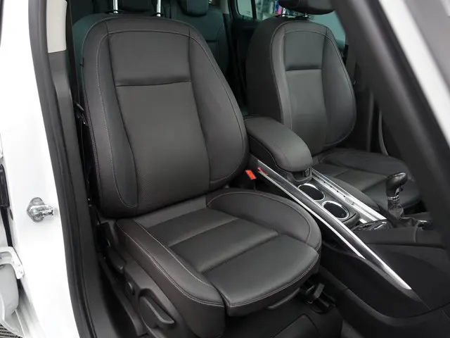 Opel Zafira Tourer 1.4 Innovation OPC- 2016 Benzine 23