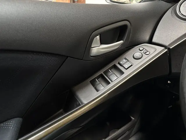 Honda Civic 1.4 Sport 2013 Benzine 17