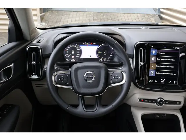 Volvo XC40 T4 Recharge Inscription 2022 Hybride Benzine 25