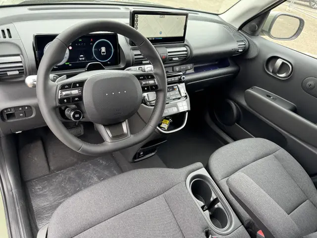 Hyundai Inster Evolve 49 kWh 2025 Elektrisch 10