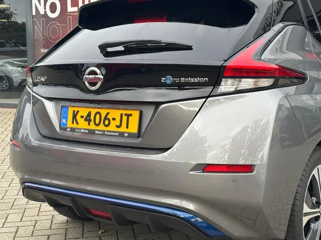 Nissan Leaf N-Connecta 40 kWh 2021 Elektrisch 32