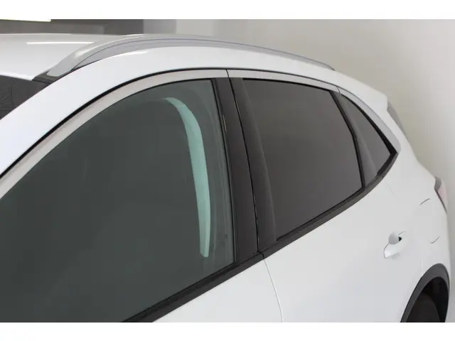 Ford Kuga 2.5 PHEV Titanium 2021 Hybride Benzine 7