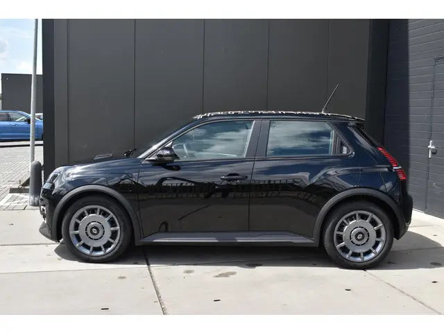 Renault 5 urban range Night & Day 40 kWh 2025 Elektrisch 5