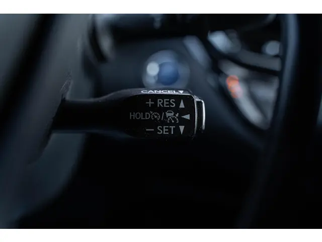 Toyota C-HR 2.0 Hybrid Bi-Tone 2020 Hybride Benzine 39