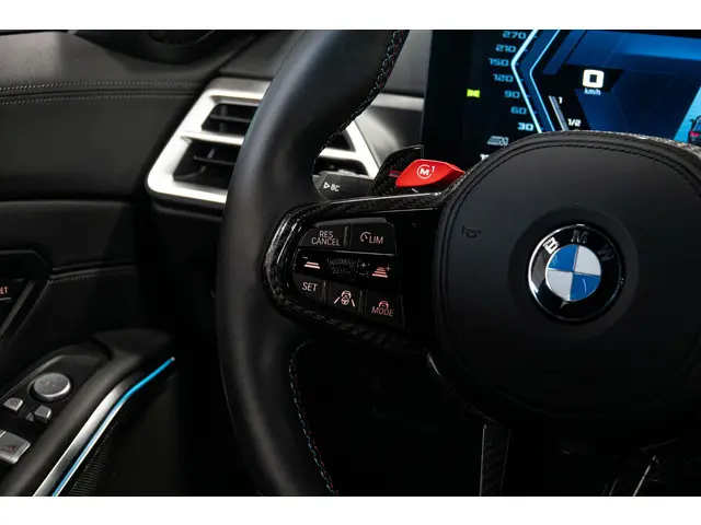 BMW M3 Touring xDrive Competition 2024 Benzine 43