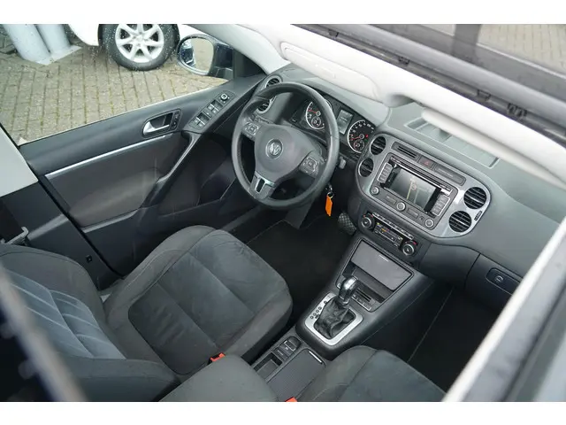 Volkswagen Tiguan 2.0 TDI Sport&Style 4Motion 2014 Diesel 8