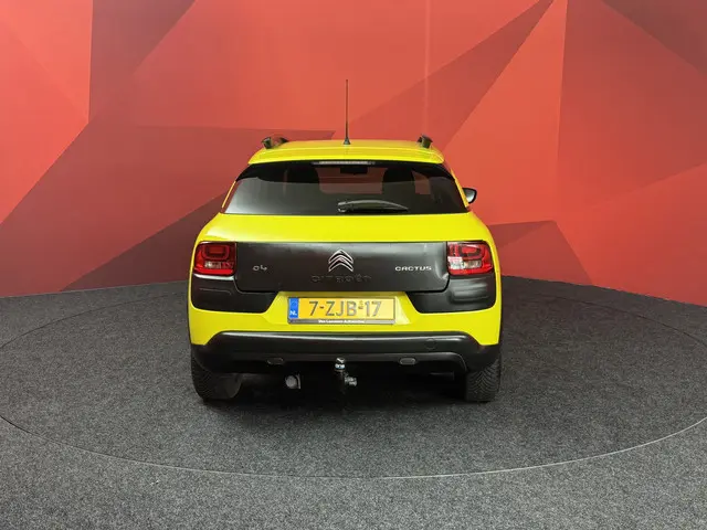 Citroën C4 Cactus 1.2 VTi Feel 2015 Benzine 13