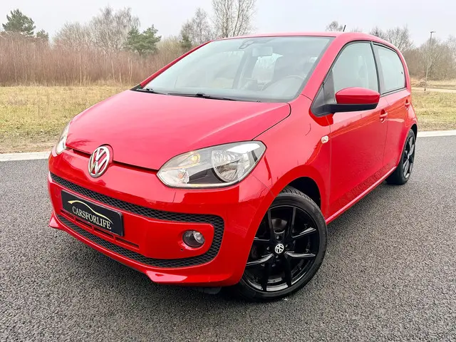 Volkswagen up! 1.0 high up! BlueMotion 2015 Benzine 6