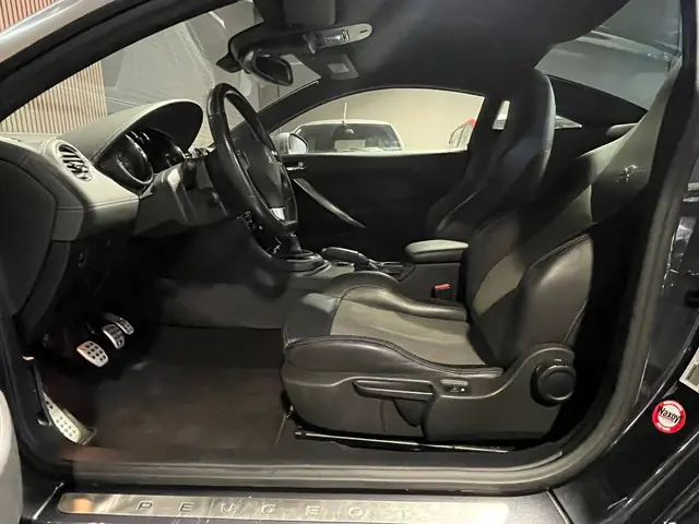 Peugeot RCZ 1.6 THP 2013 Benzine 11