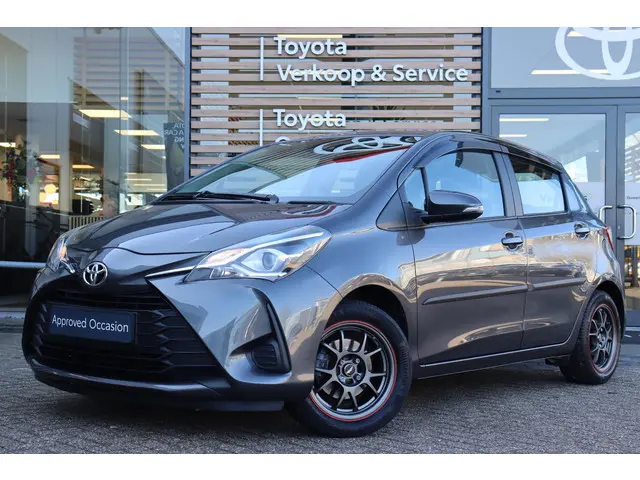 Toyota Yaris 1.0 VVT-i Aspiration, Trekhaak 2017 Benzine 7