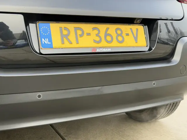 Citroën C3 1.2 PureTech S&S Shine 2018 Benzine 23