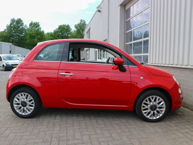 Fiat 500 1.2 Lounge 2015 Benzine 8