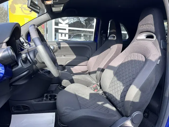 Fiat 500 ABARTH 05M 2020 Benzine 11