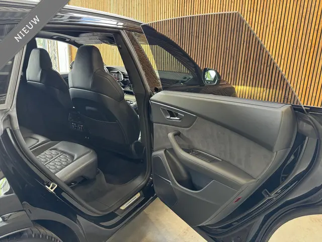 Audi RSQ8 4.0 TFSI RS Q8 quattro 2022 Benzine 39