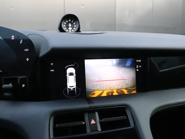 Porsche Taycan Sport Turismo 79 kWh 2022 Elektrisch 13