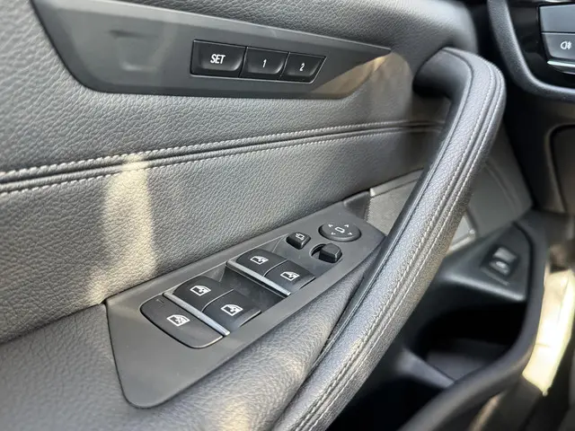BMW 5 Serie 520i HIGH EXECUTIVE EDITION 2021 Benzine 19