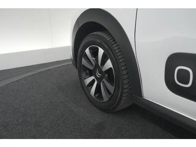 Citroën C3 PureTech 110 EAT6 Feel Edition 2020 Benzine 17