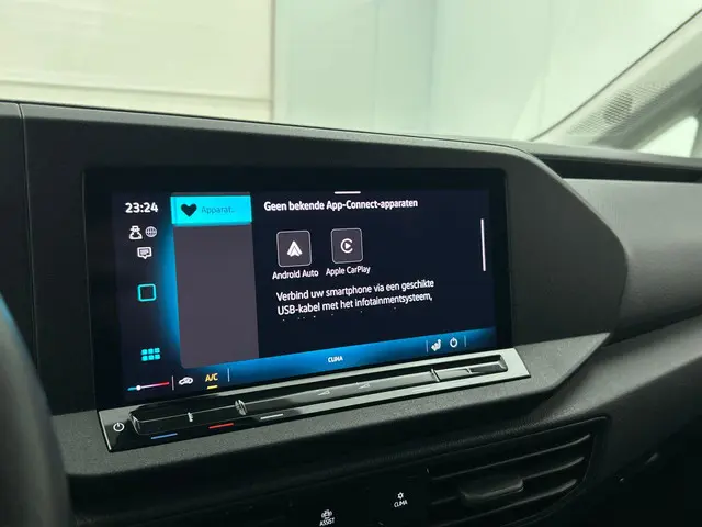 Volkswagen Caddy Cargo Maxi 2.0 TDI Style 2024 Diesel 9