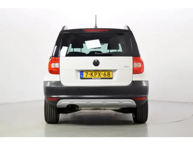 Škoda Yeti 1.2 TSi Adventure 2013 Benzine 29