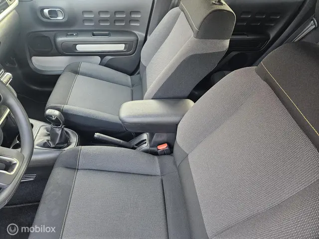 Citroën C3 1.2 PureTech Business 2020 Benzine 9