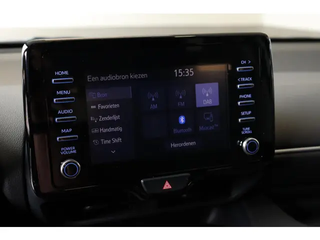 Toyota Yaris 1.5 Hybrid Active, 2021 Hybride Benzine 20