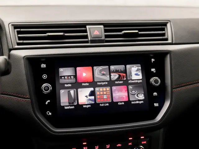 SEAT Arona 1.0 TSI FR Intense Sport 2019 Benzine 25