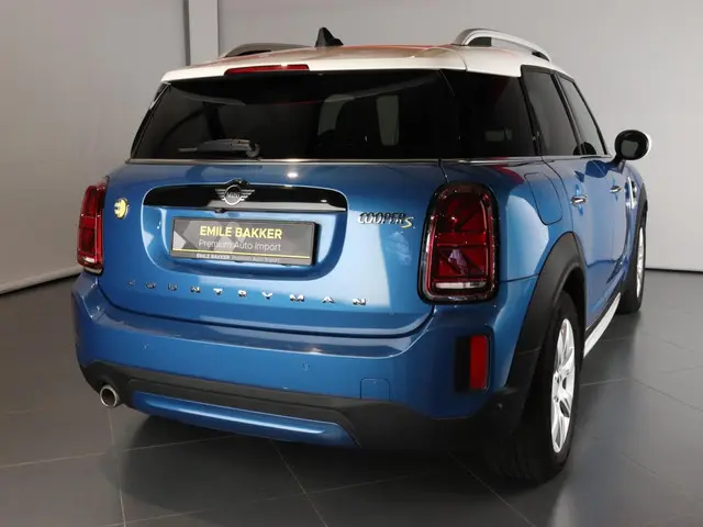 MINI Countryman Cooper S E ALL4 2023 Hybride Benzine 33