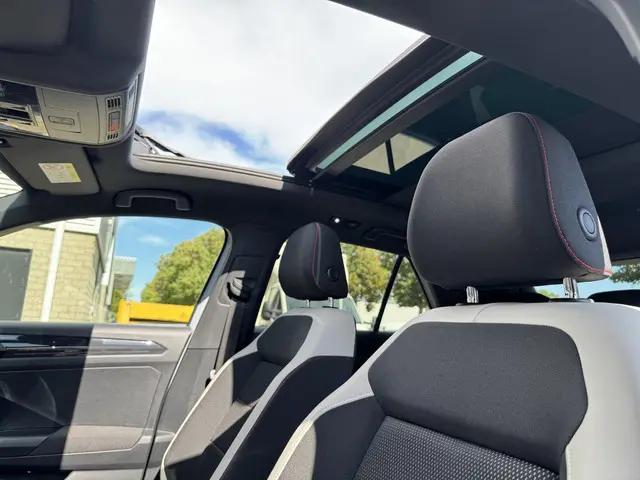 Volkswagen T-Roc 1.5 TSI Sport Business R 2020 Benzine 3