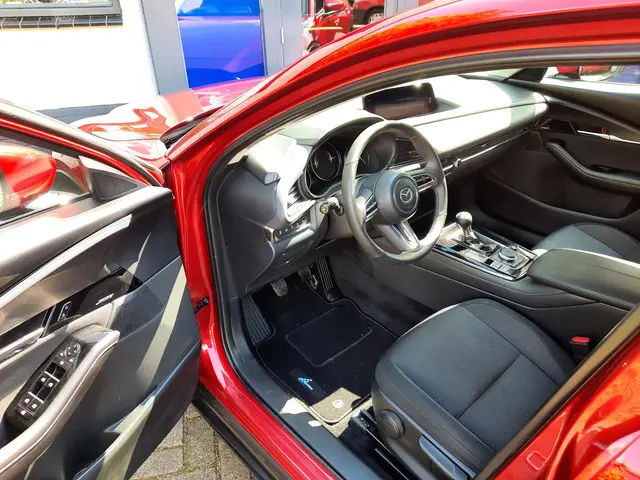 Mazda CX-30 2.0 e-SkyActiv M Hybrid 2021 Benzine 7