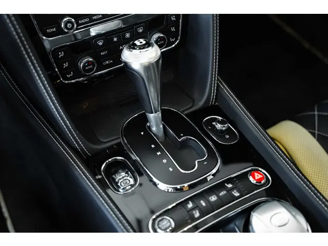 Bentley Flying Spur 6.0 W12 S 2017 Benzine 43