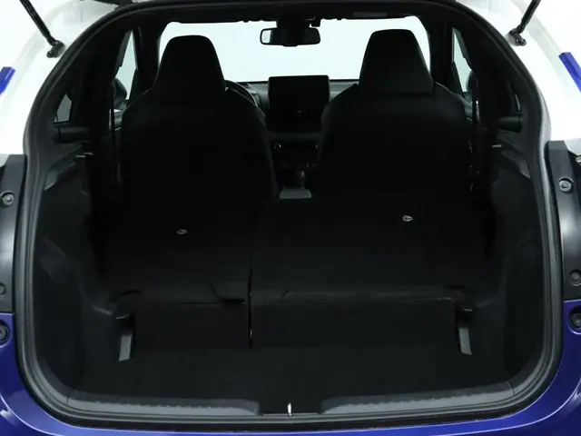 Toyota Yaris 1.5 Hybrid Executive 2022 Hybride Benzine 25