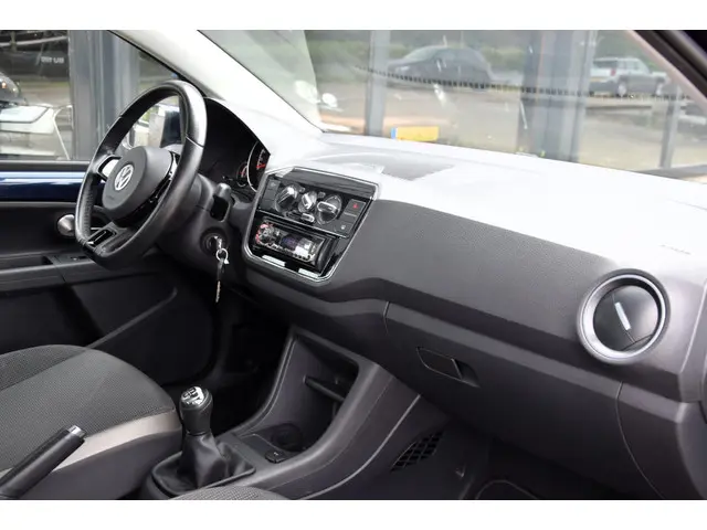 Volkswagen up! 1.0 high up! BlueMotion 2012 Benzine 20