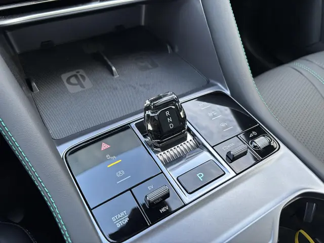 BYD SEAL U 1.5 DM-i FWD Boost 2025 Hybride Benzine 22