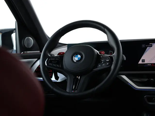 BMW XM PHEV Label Red 30 kWh 2025 Hybride Benzine 37