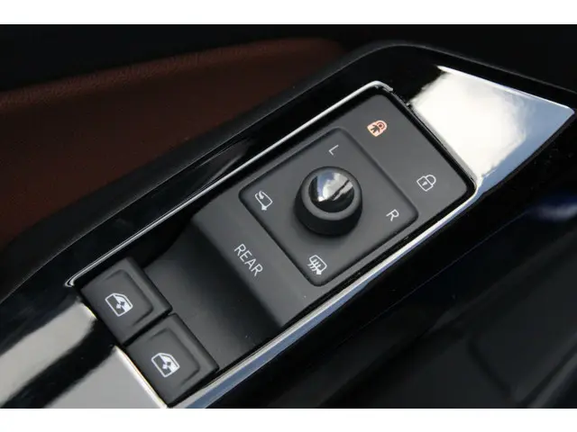 Volkswagen ID.4 First 77kWh | Trekhaak 2020 Elektrisch 34