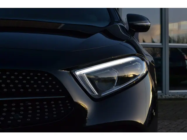 Mercedes-Benz CLS 450 4M Ed.1 AMG 2019 Benzine 77