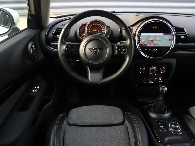 MINI Clubman One 2022 Benzine 8