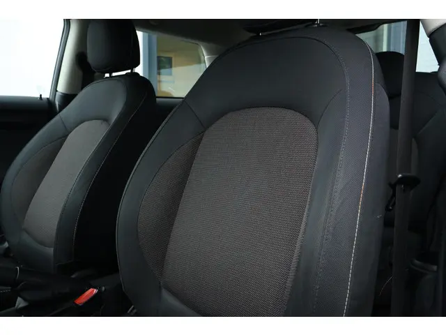 MINI One Mini 1.2 2017 Benzine 12