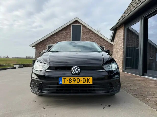 Volkswagen Polo 1.0 TSI Life 2023 104644km 2023 Benzine 8