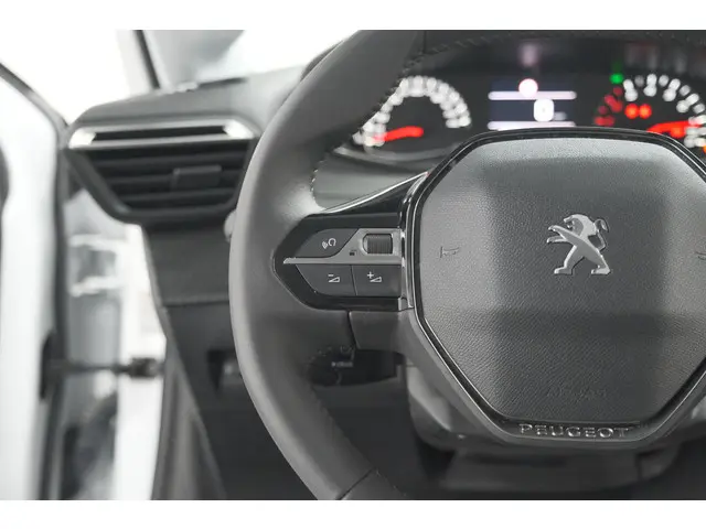 Peugeot 208 PureTech 100 Allure Pack 2023 Benzine 32