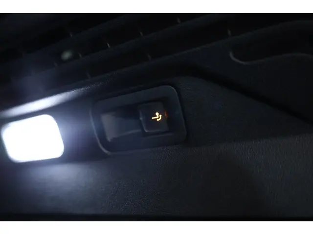 Volkswagen ID.4 Pro 77 kWh 2023 Elektrisch 36