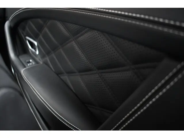 Bentley Continental GT 4.0 V8 508pk 2013 Benzine 105