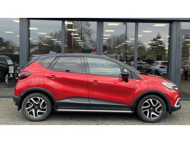 Renault Captur 0.9 TCe Bose 2019 Benzine 13