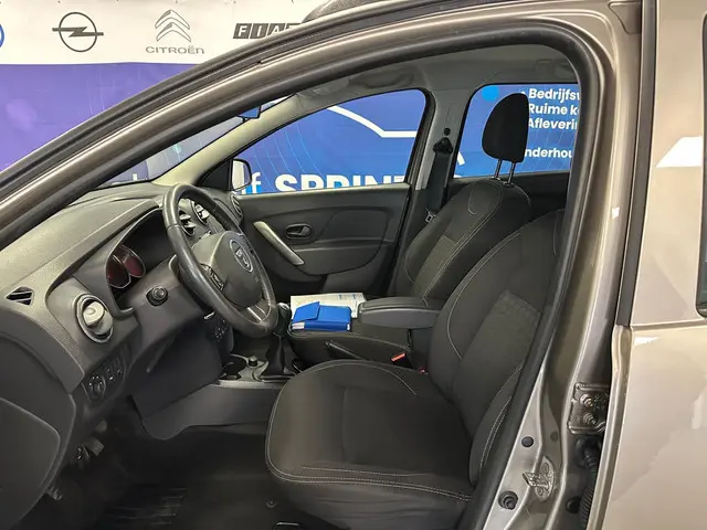 Dacia Logan MCV 0.9 TCe Prestige 2014 Benzine 9